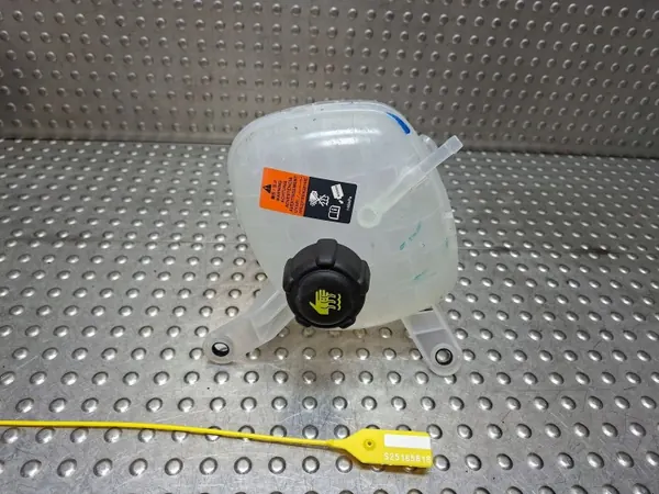 Depósito de expansión OEM S25165818 para Nissan Qashqai J12 image 5