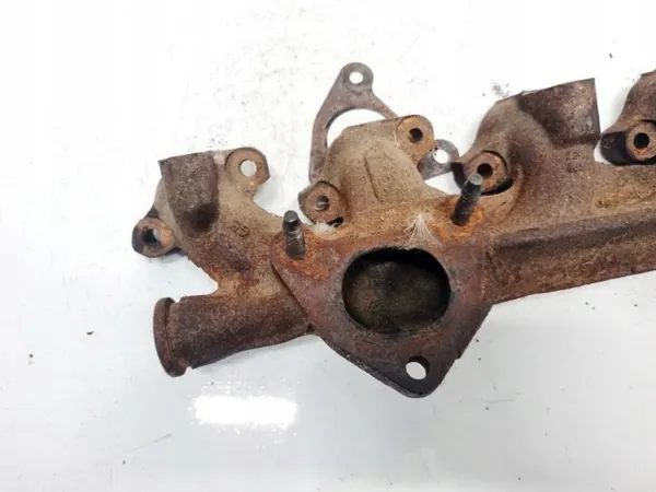Colector de escape OEM 2672845 Volvo S60 2003 2.4L image 3