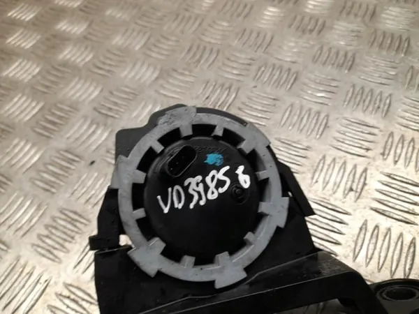 Hulpwaterpomp OEM 8MA965567B voor Audi Q5 image 3