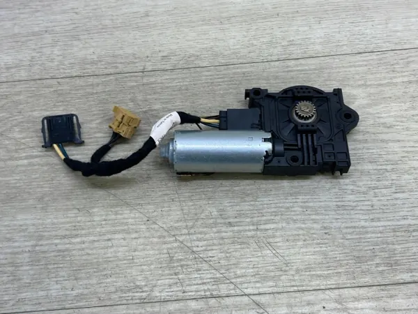 Porsche Schiebedachmotor OEM 9A795959100 - Gebraucht image 2