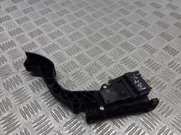 Pedal del acelerador Ford Focus MK2 OEM 4M51-9F836-AJ image 2