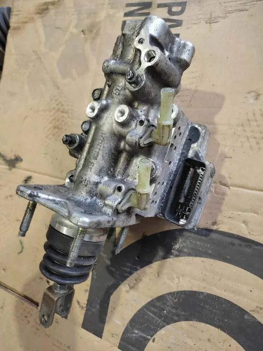 ABS-besturingpomp Toyota Prius XW30 47200-47030 image 8