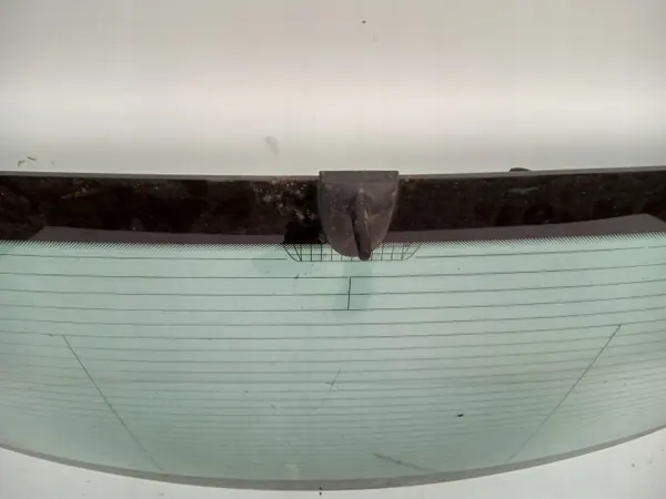 Luna trasera Mercedes CLS W219 OEM - Estado usado image 3