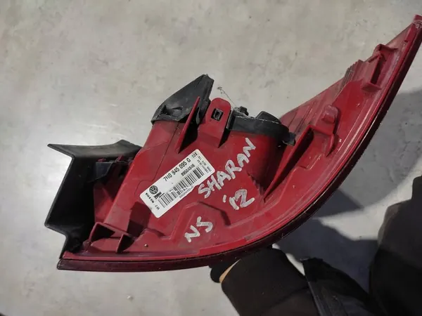 Luz trasera Volkswagen Sharan image 2