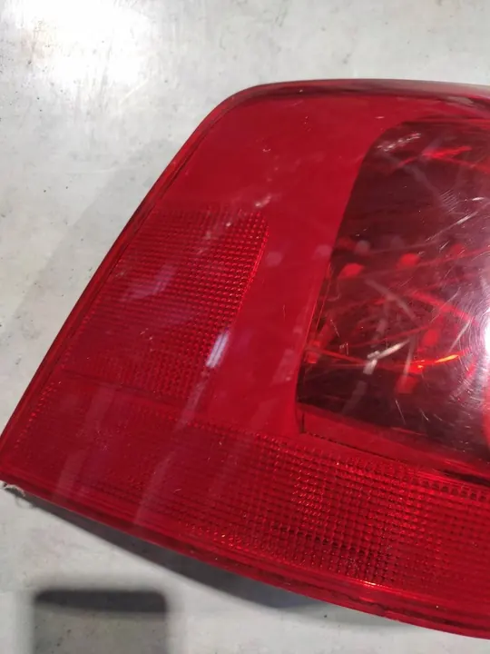 Luz trasera Volkswagen Sharan image 4