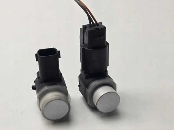OEM KUGA MK2 M9ME 0456 Front-Parksensor - Ford image 5