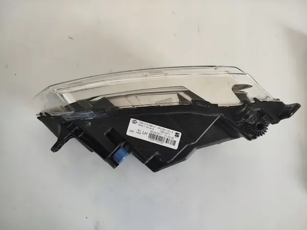 FARO ESQUERDO SEAT LEON image 6