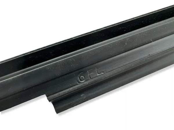 Toyota LAA33296 framdörr fönsterpackning - Vänster sida image 7
