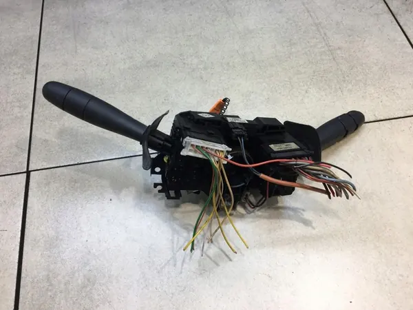 Gecombineerde schakelaar Thalia I 34446404 7701048957 image 6