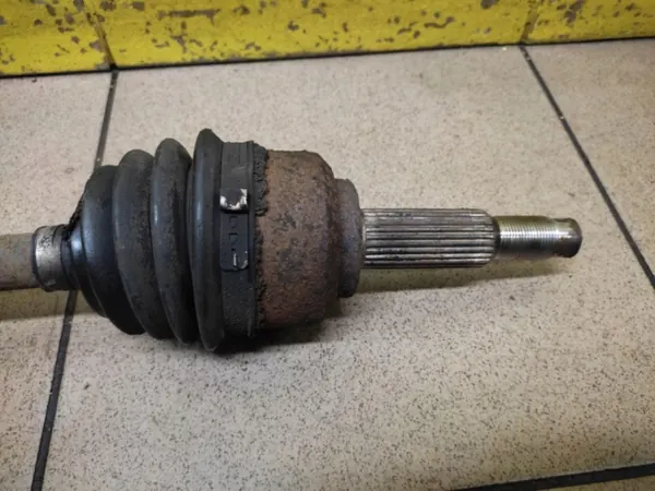 Demi-arbre arrière droit Chrysler Pacifica 3.5 OEM P05110027AA image 3