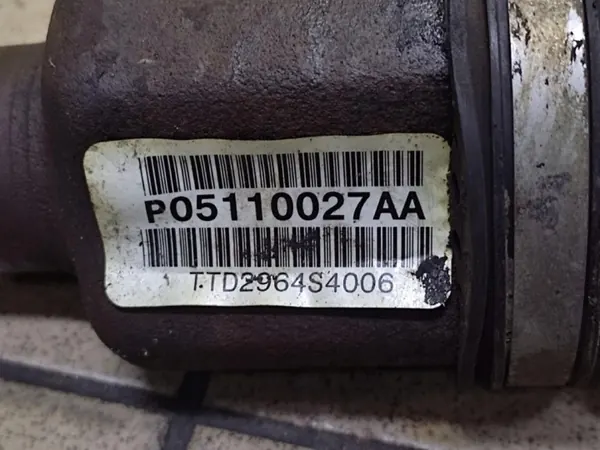 Demi-arbre arrière droit Chrysler Pacifica 3.5 OEM P05110027AA image 6