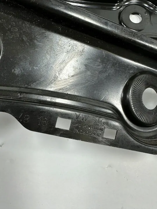 SHARAN 7N LIFT SUPORTE LÂMPADA 7N0805932 image 3