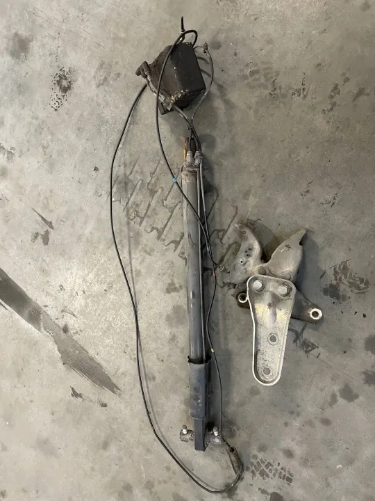 Mercedes Actros 11-18 Sluitpomp OEM 1041835 image 2