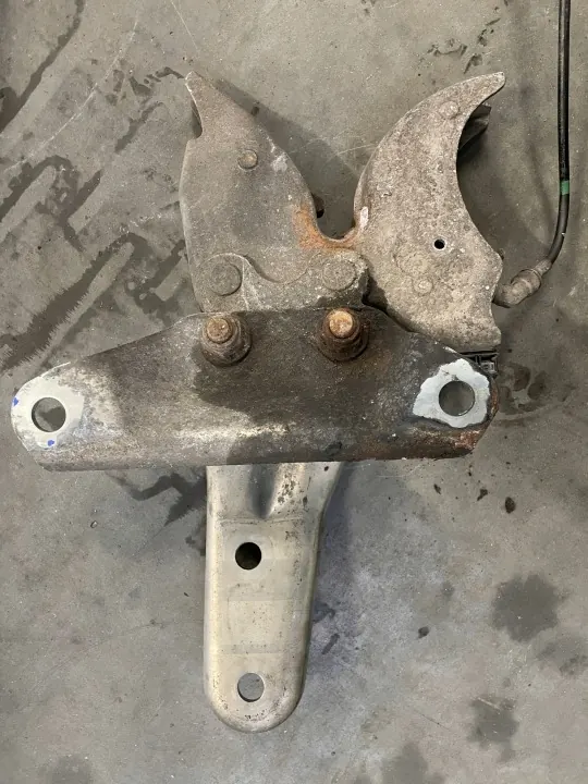 Mercedes Actros 11-18 Sluitpomp OEM 1041835 image 3