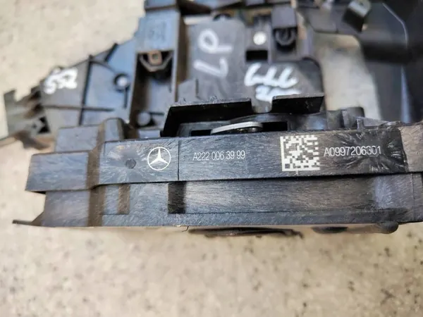 Vänster framdörrslås Mercedes GLC W253 X253 A0997206301 image 5