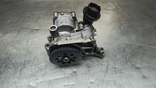 Oljepump VW AUDI SKODA 2.0 TDI 04L145208J image 2