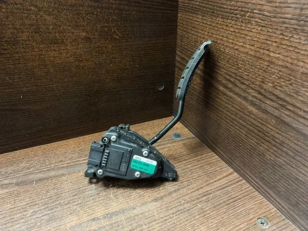 GASPEDAAL RENAULT MASTER MOVANO 8200724059 image 2