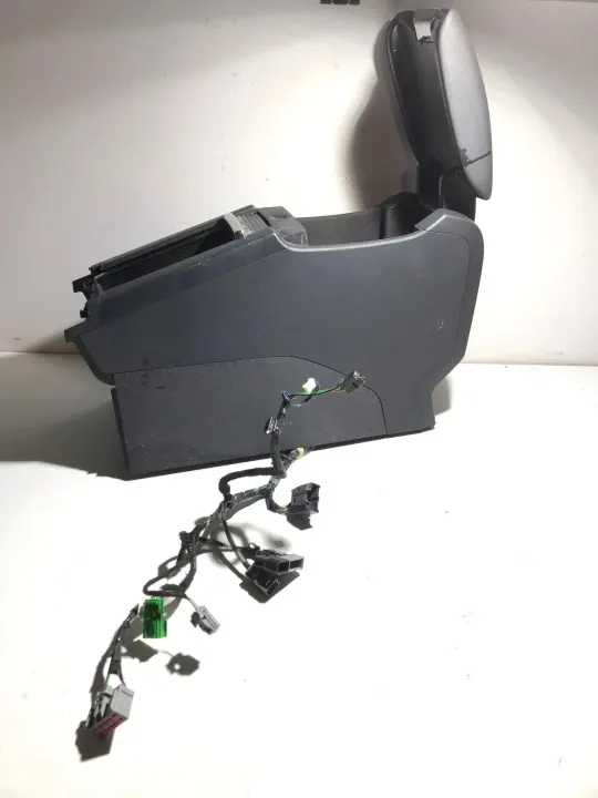 Middenconsole armsteun USB AUX Volvo OEM 1534546 image 3