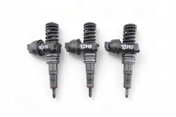 Jeu d'injecteurs OEM 038130073BQ pour VW Passat B6 image 2
