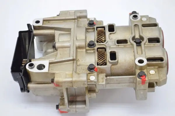 Jeep Compass Ölpumpe OEM 5047992AC - Gebraucht image 8