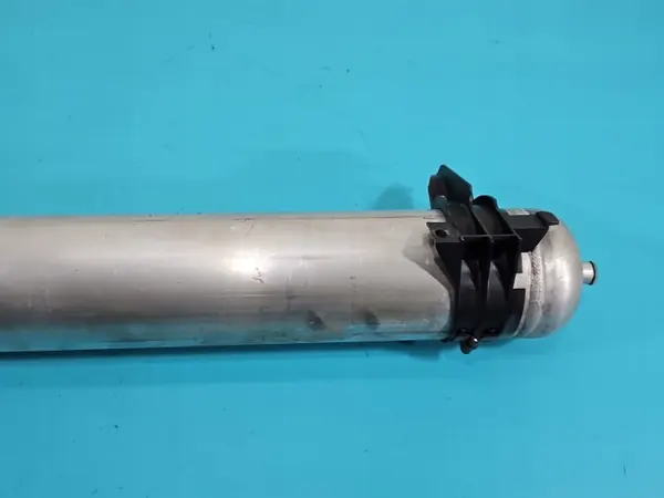 Réservoir d'air OEM 68064343AC pour Jeep Grand Cherokee WK2 image 3