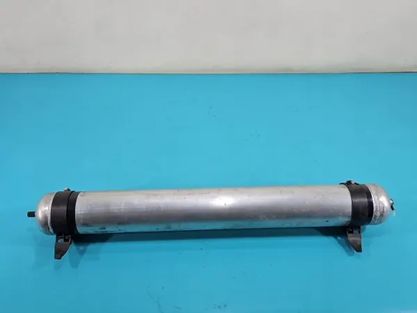 Réservoir d'air OEM 68064343AC pour Jeep Grand Cherokee WK2 image 8
