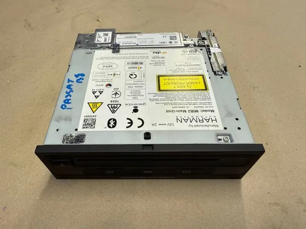 VW Passat B8 Navigering DVD-läsare OEM 5NA035042B image 2