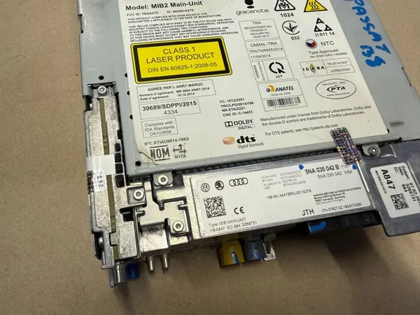 VW Passat B8 Navigering DVD-läsare OEM 5NA035042B image 9