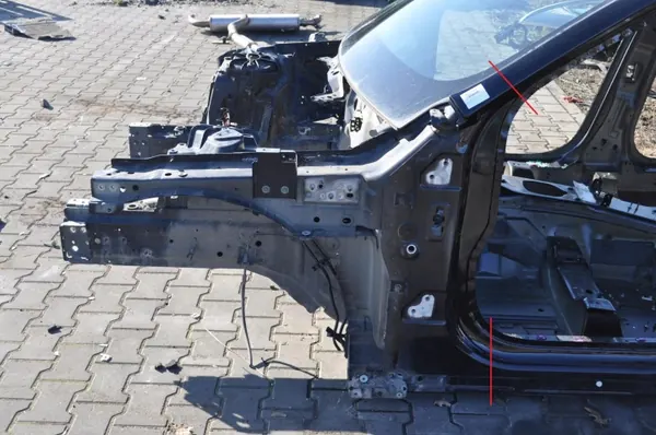Jaguar F-Pace X761 2017 Vorderer Linker Viertelholm OEM 422704 image 2
