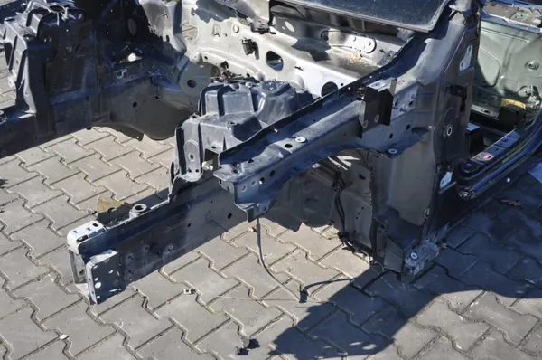 Jaguar F-Pace X761 2017 Vorderer Linker Viertelholm OEM 422704 image 3