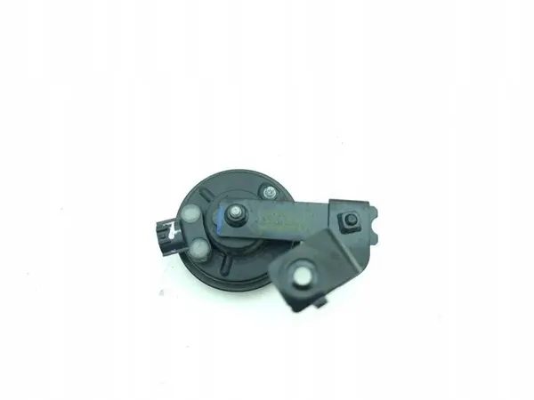 Bocina Hyundai Kona II OEM 96630BF000 - Usado image 2