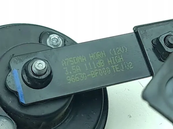 Bocina Hyundai Kona II OEM 96630BF000 - Usado image 7