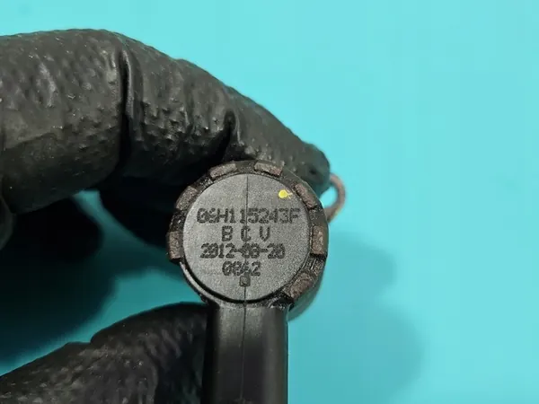 Kamaxelpositionssensor Audi A6 C7 2.0 TFSI 06H103697B image 4