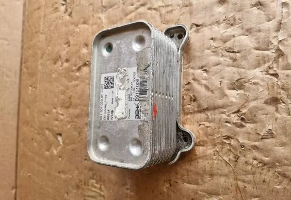 Porsche 911 växellådsoljekylare OEM 9913070299B image 3