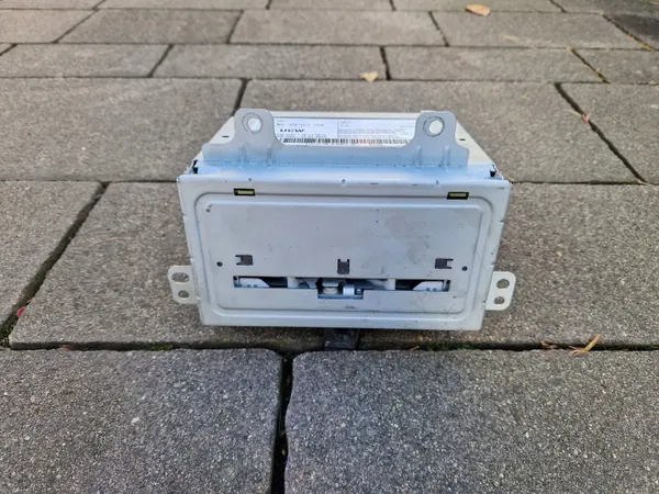 OEM 23127750 Radionavigointimoduuli Opel Astra J:lle image 2