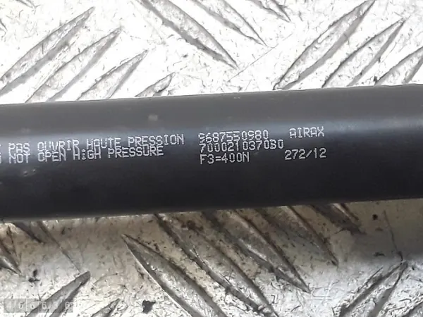 Citroen DS3 achterklepstutten OEM 9687550980 image 4