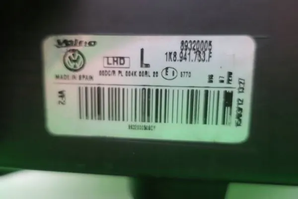 Volkswagen OE 1K8941753F Vasemman Puolen Ajovalo image 9