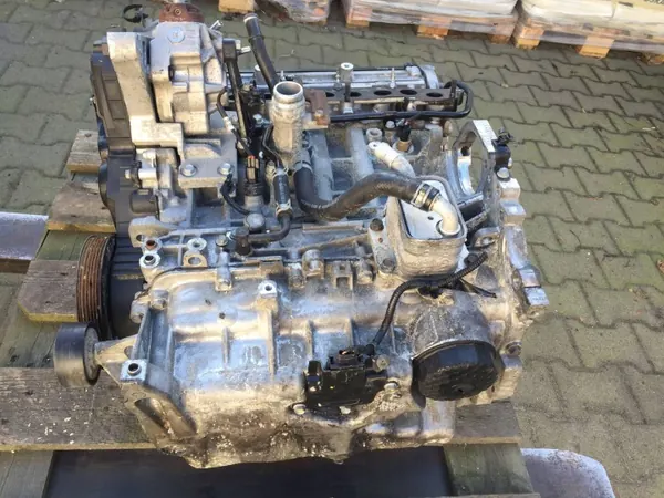 Bloque motor Hyundai usado OEM D4FE 1.6 CRDi image 5