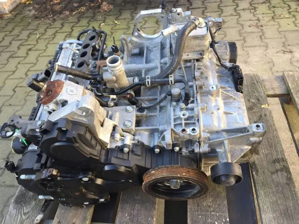 Bloque motor Hyundai usado OEM D4FE 1.6 CRDi image 6