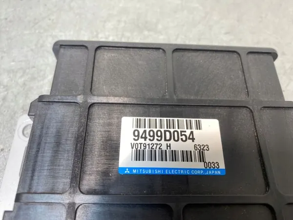 Módulo Batería Mitsubishi Outlander III OEM 9499D054 image 3