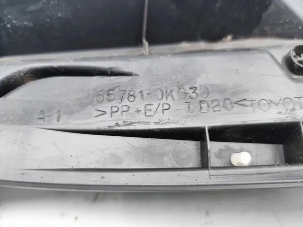 Junta do pára-brisas Toyota Hilux OEM 55781-0K030 image 7