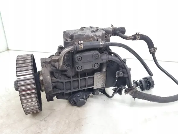 Volkswagen OE 028130115A gebruikte inspuitpomp image 2
