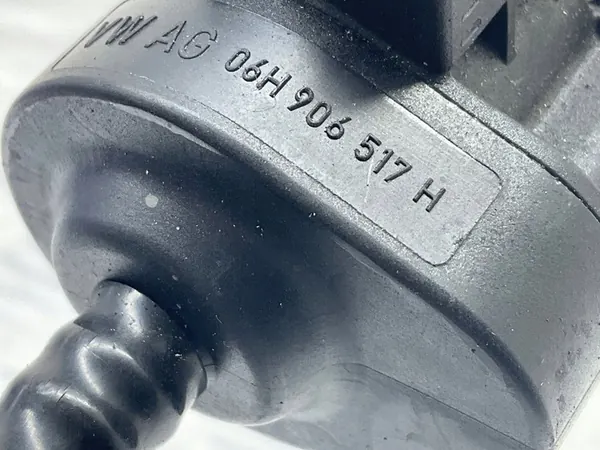 Válvula de pressão Audi A5 Sportback 2011 8TA 06H133781CB image 5