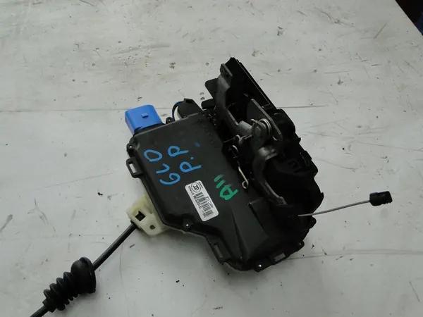 Fram Höger Dörrlås SEAT IBIZA III image 2