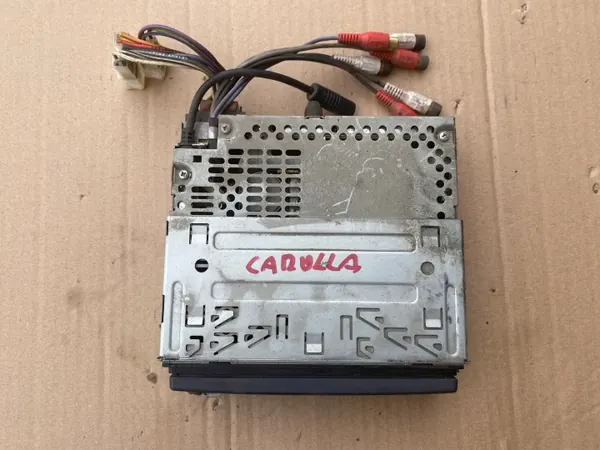 Radio CD Clarion OEM para Toyota Corolla VII 1992-1997 image 3