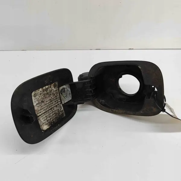 VW polttoainesäiliön kansi OEM 3D0809857A Phaeton 2003 image 5