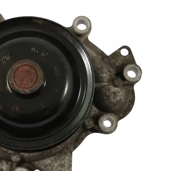 MERCEDES CLS 219 W219 Vattenpump OM 642 image 3