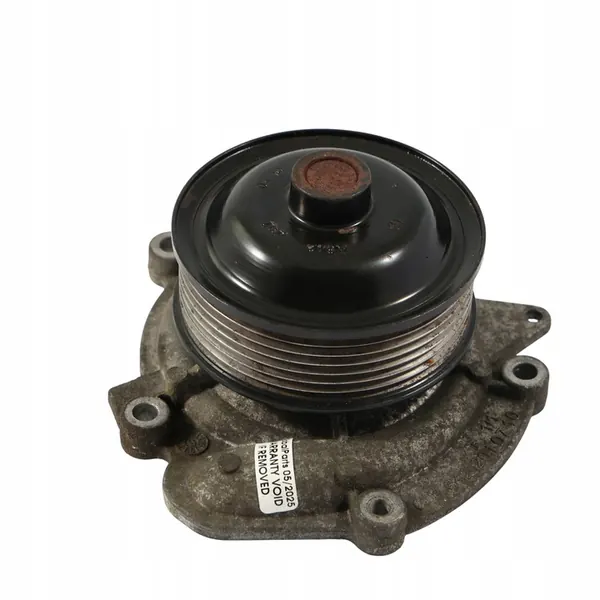 MERCEDES CLS 219 W219 Vattenpump OM 642 image 8