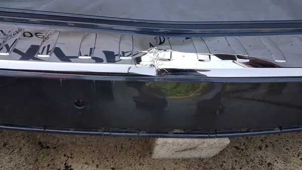 Parachoques Trasero Mercedes GLE A166 image 4