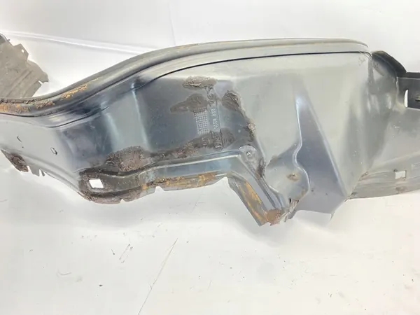 Front Right Wheel Arch Mercedes W124 Original 1248840835 image 3